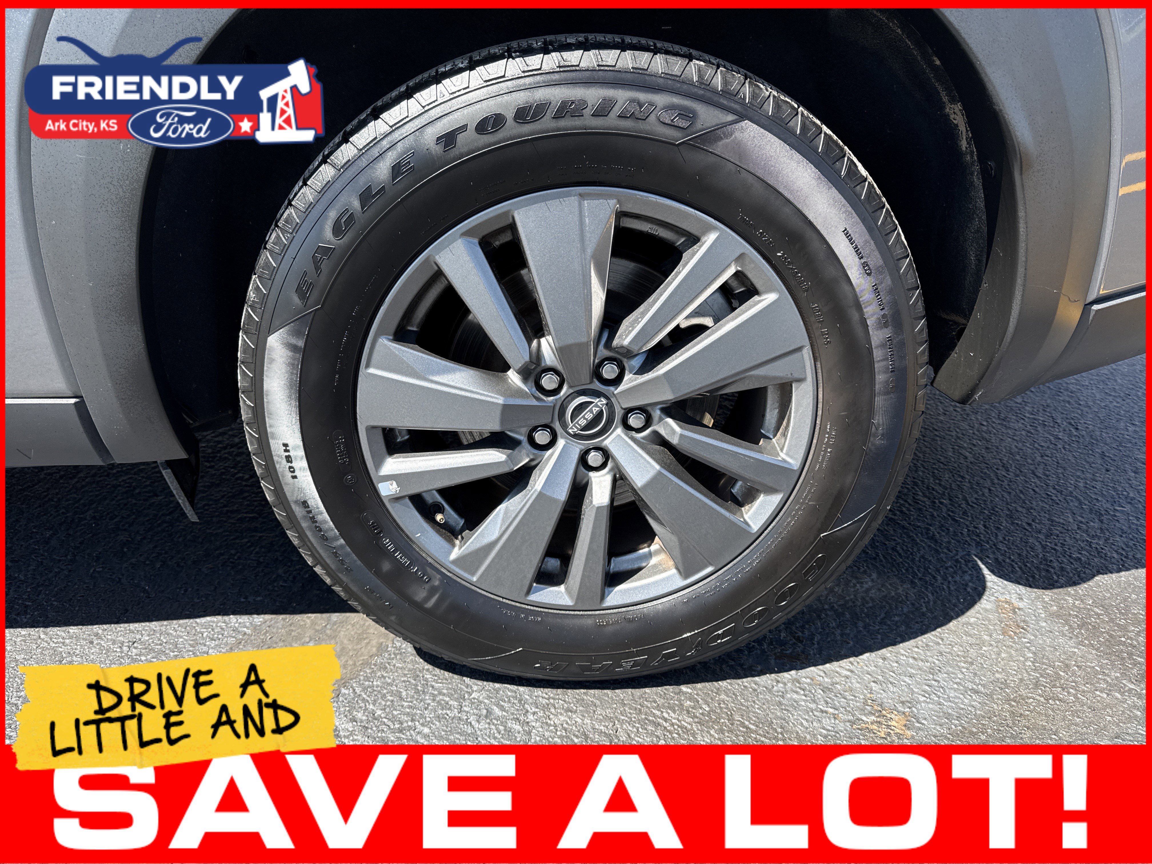 Used 2024 Nissan Pathfinder SV FWD image 24