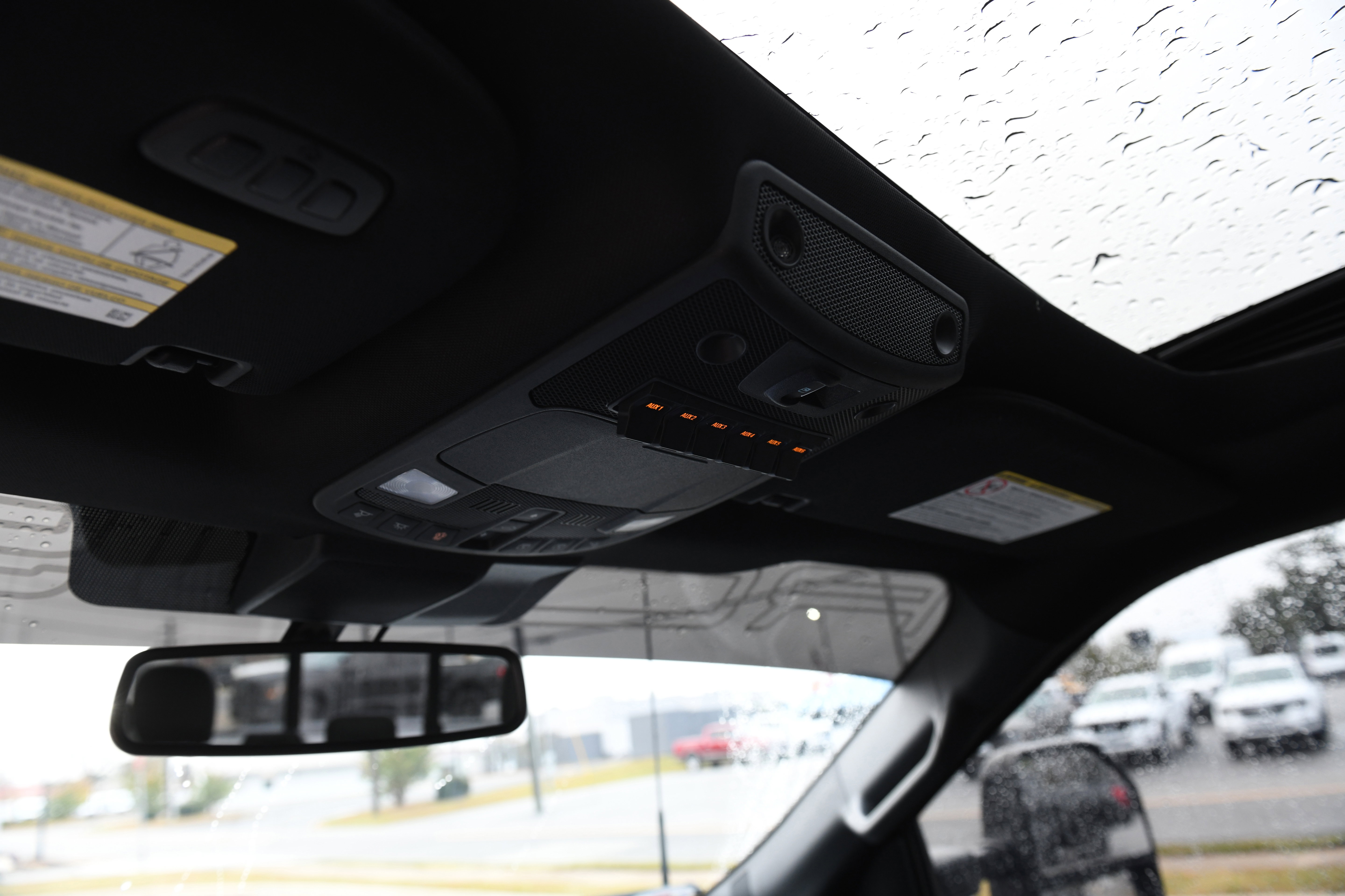 Used 2022 Ford F250 Lariat w/ Black Appearance Package image 32