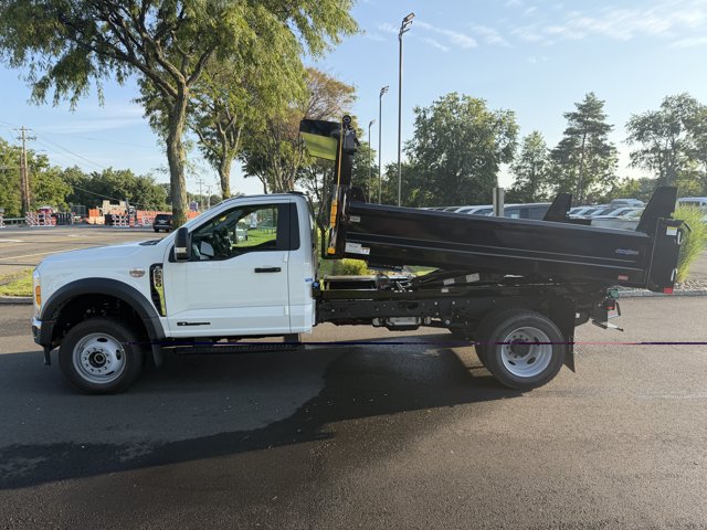 New 2026 Ford F550 4x4 Regular Cab Super Duty image 3
