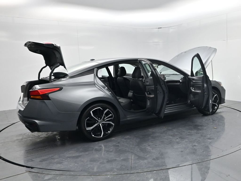 Used 2024 Nissan Altima 2.5 SR image 51
