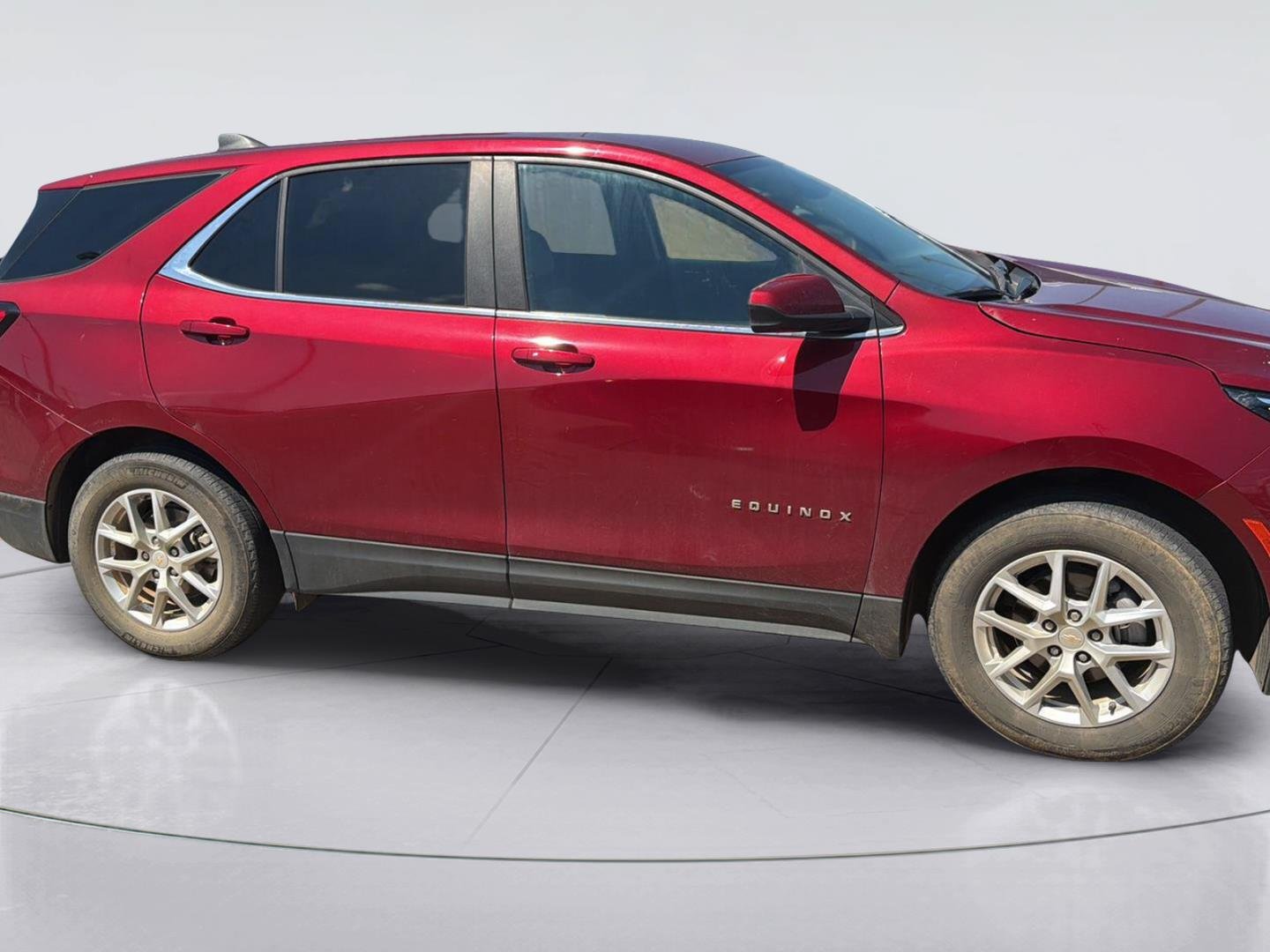 Used 2023 Chevrolet Equinox LT FWD image 4