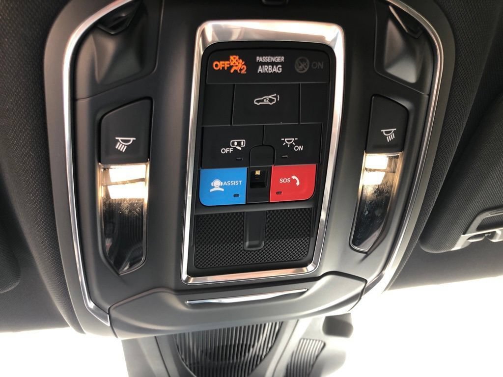 Used 2024 Dodge Charger Daytona Scat Pack w/ Plus Group AWD/4WD image 24