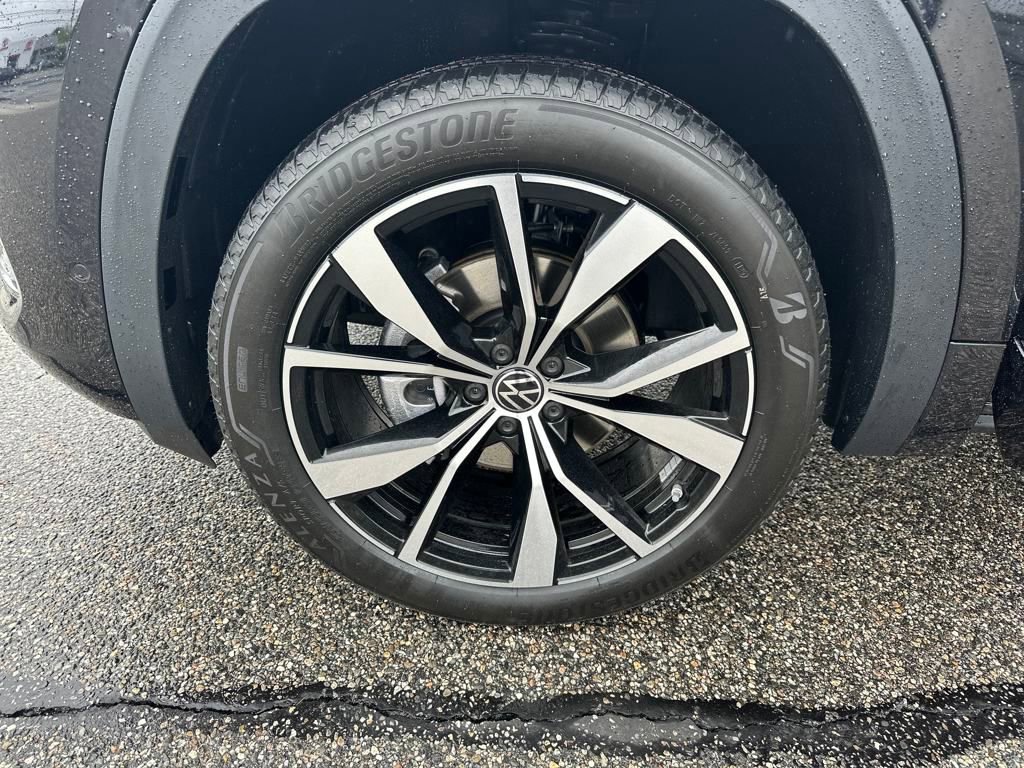 New 2025 Volkswagen Atlas SEL Premium R-Line image 27