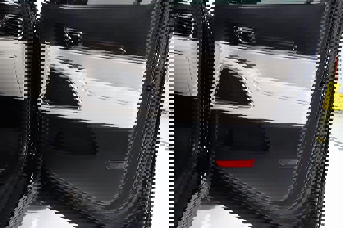 Used 2023 Kia Telluride S image 49