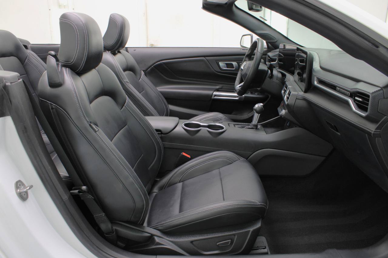 Used 2025 Ford Mustang Premium RWD image 48
