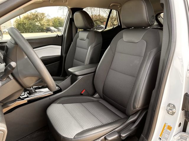 Used 2025 Chevrolet Trax LT image 25