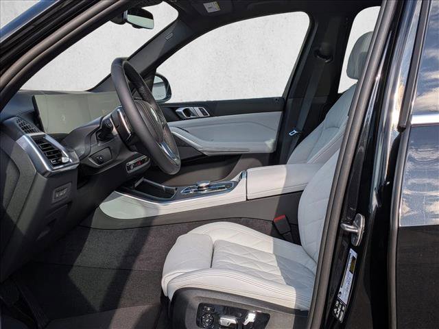 Used 2026 BMW X5 xDrive40i w/ Climate Comfort Package image 4