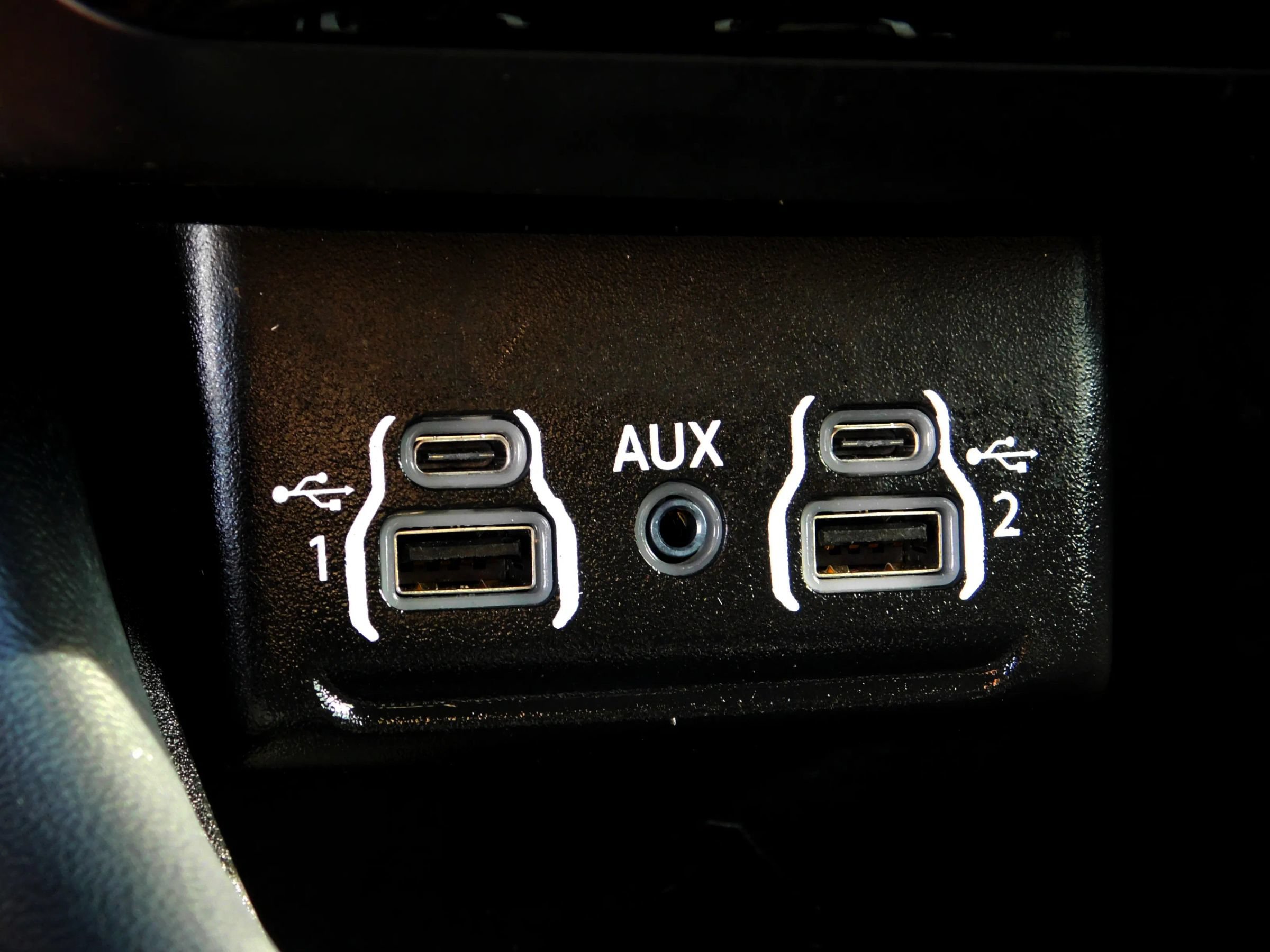 Used 2023 Dodge Durango GT RWD image 23