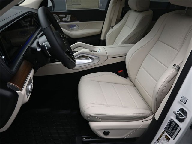 New 2026 Mercedes-Benz GLS 450 4MATIC image 18