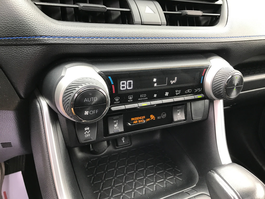 Certified 2022 Toyota RAV4 SE w/ Convenience Package image 22