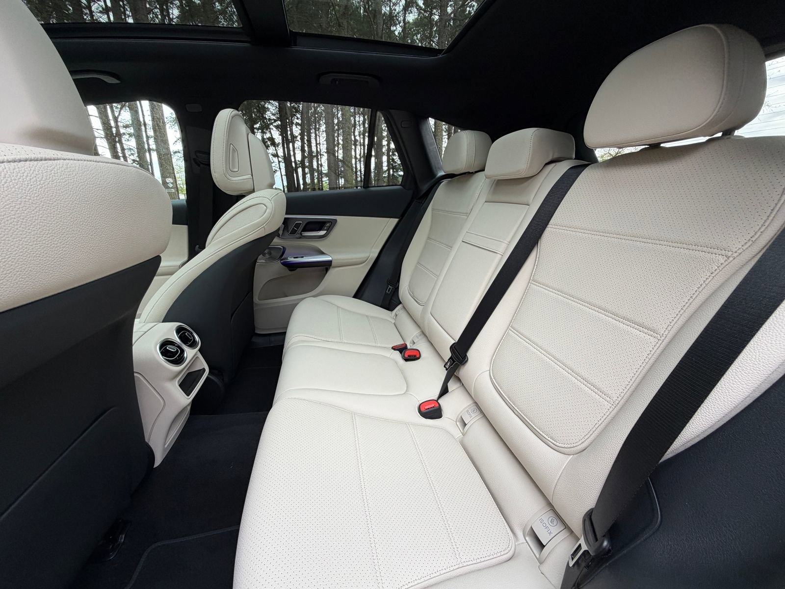 New 2026 Mercedes-Benz GLC 300 image 14