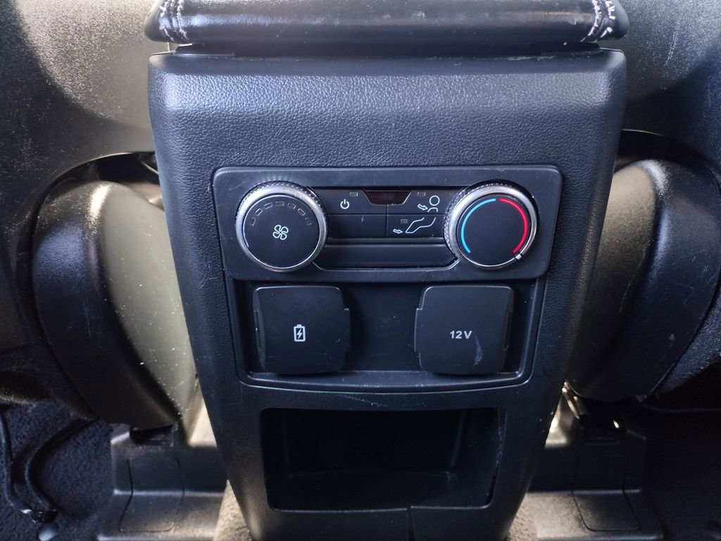 Used 2020 Ford Explorer XLT w/ Equipment Group 202A image 22