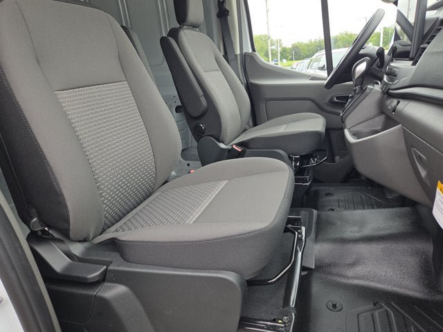New 2026 Ford Transit 250 148 Medium Roof RWD image 4