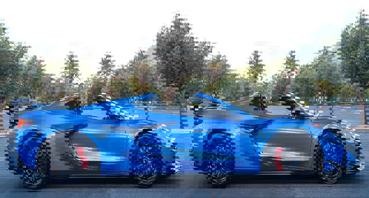 Used 2025 Chevrolet Corvette Z06 image 7