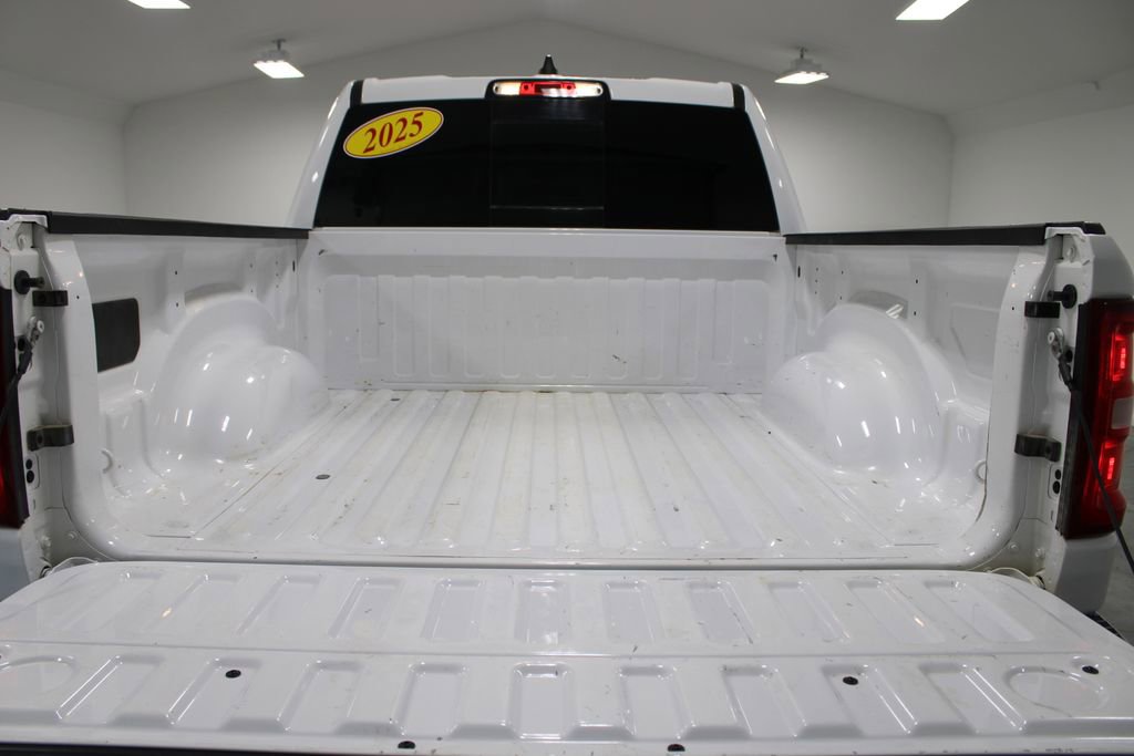 Used 2025 RAM 1500 Lone Star AWD/4WD image 16