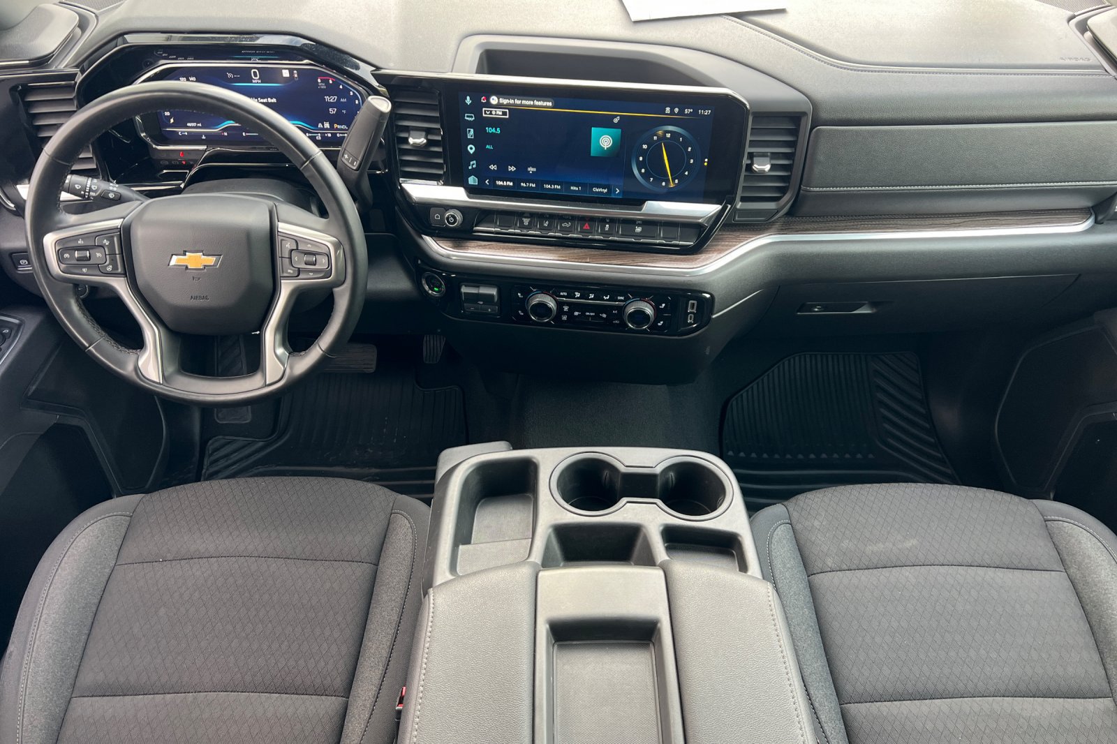 Used 2025 Chevrolet Silverado 2500 LT w/ Convenience Package AWD/4WD image 10