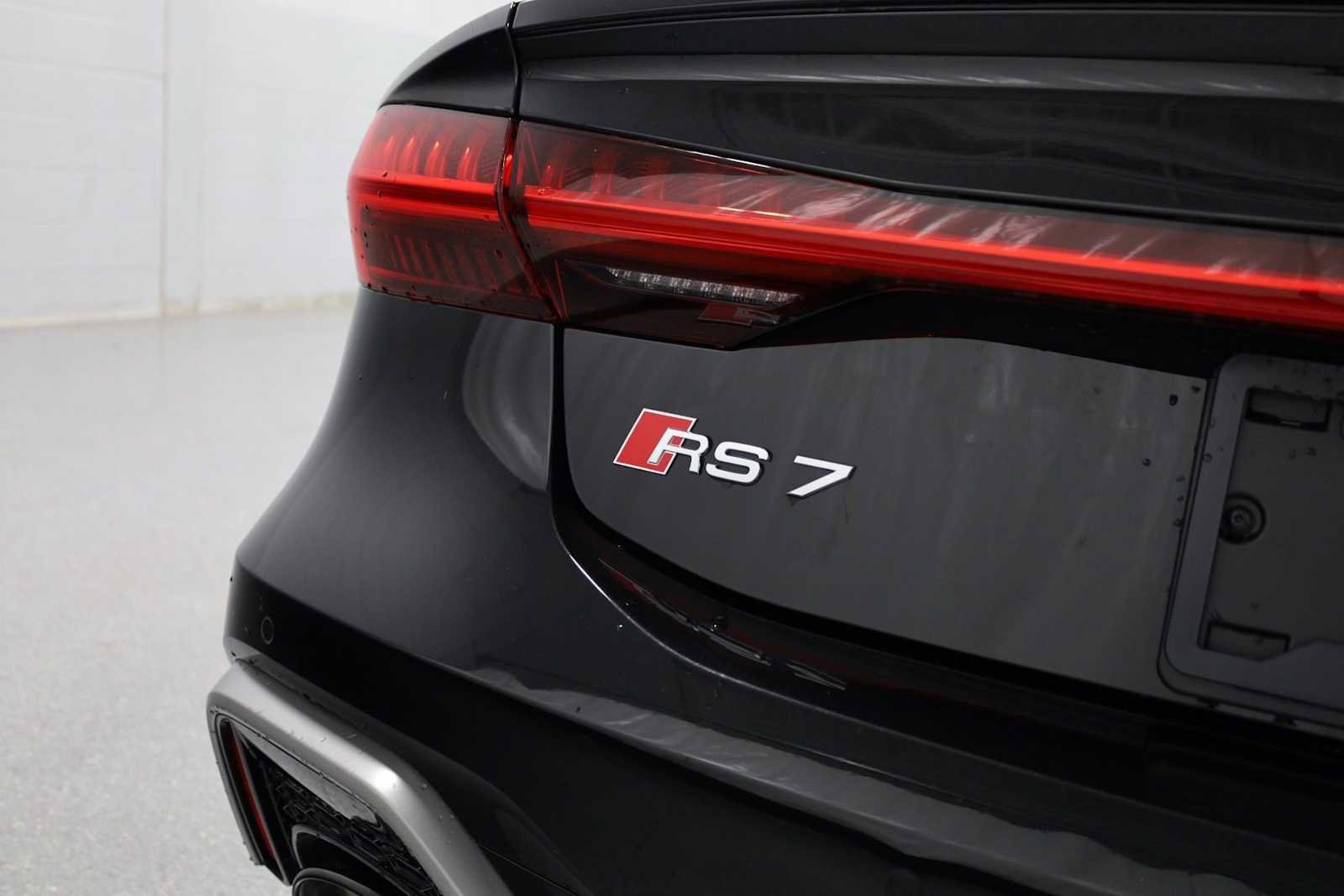 New 2026 Audi RS 7 Performance image 8