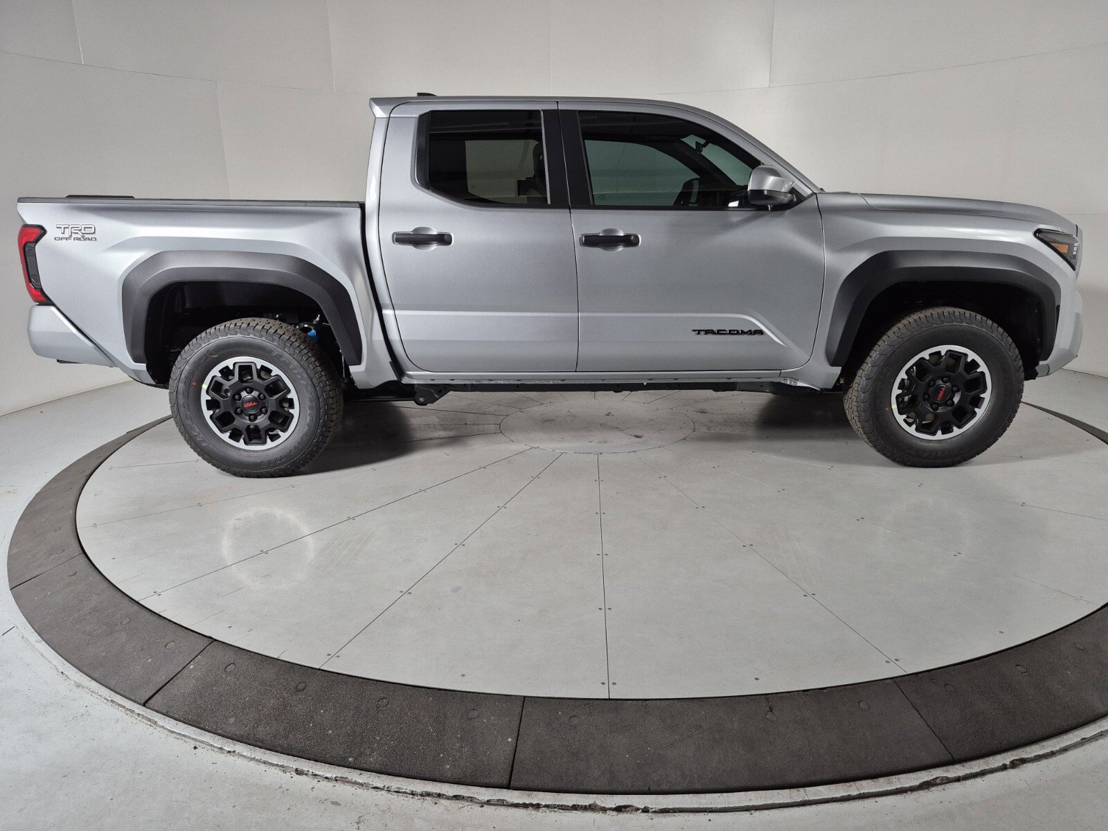 New 2026 Toyota Tacoma TRD Off-Road image 5