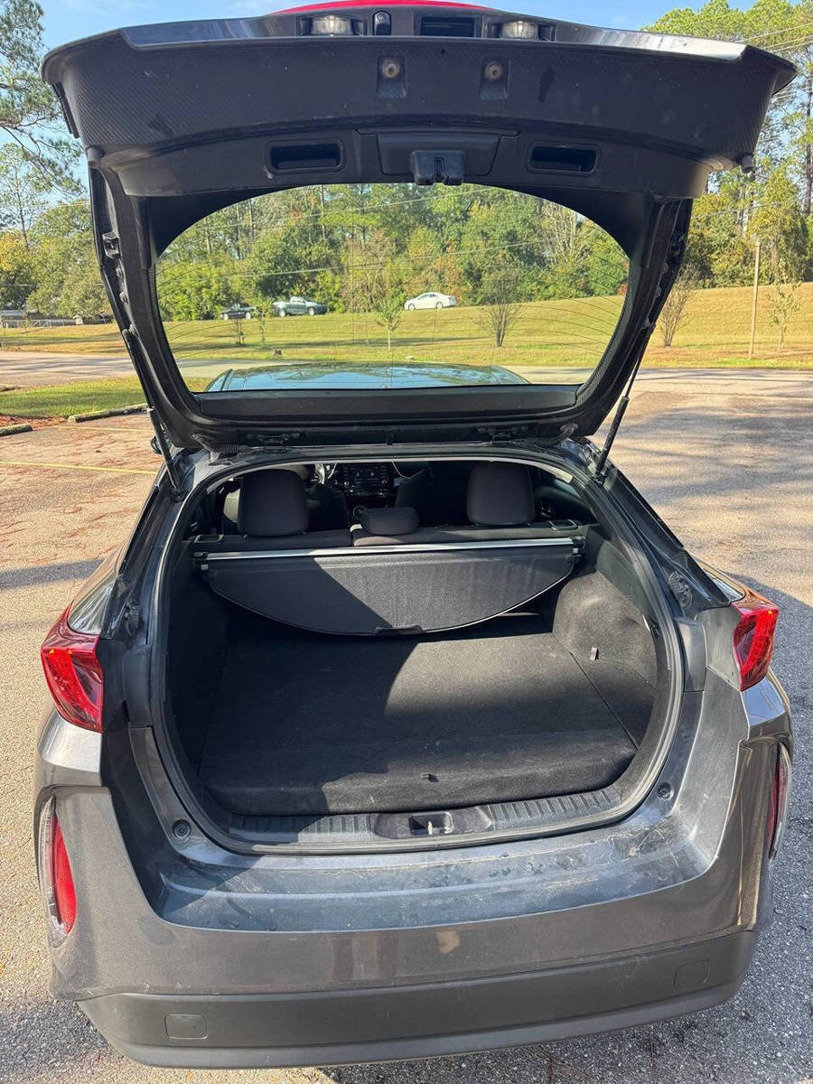 Used 2021 Toyota Prius Prime LE image 17