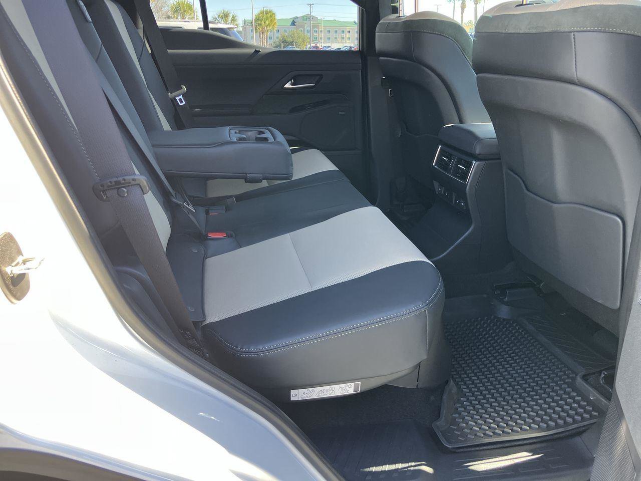 Used 2024 Lexus GX 550 550 Overtrail+ image 34