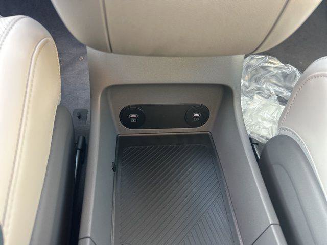 New 2026 Hyundai Ioniq 5 Limited image 24