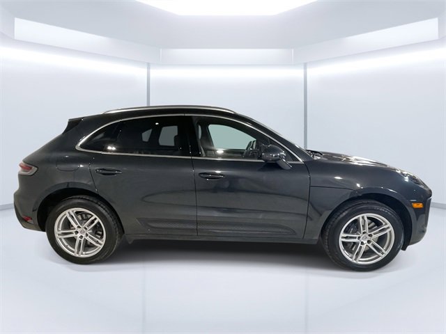 Used 2025 Porsche Macan image 5
