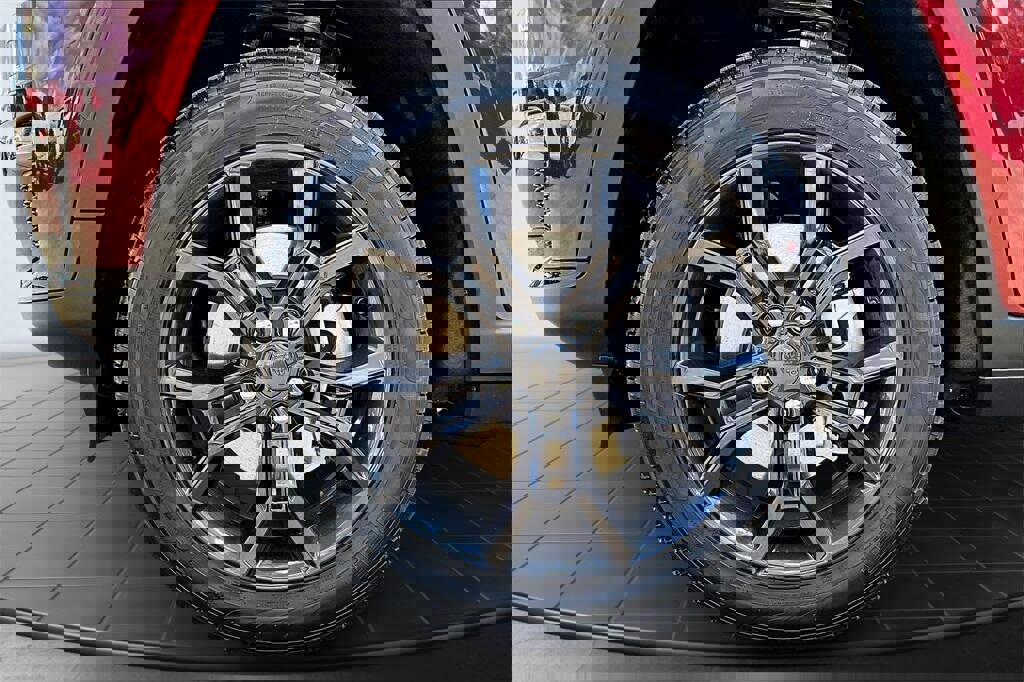 New 2025 Jeep Grand Cherokee L Limited image 11