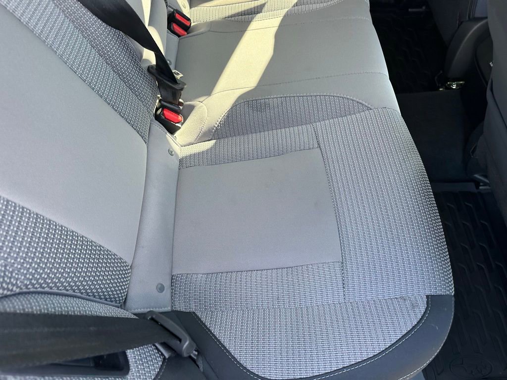 Used 2025 Subaru Outback Premium image 19