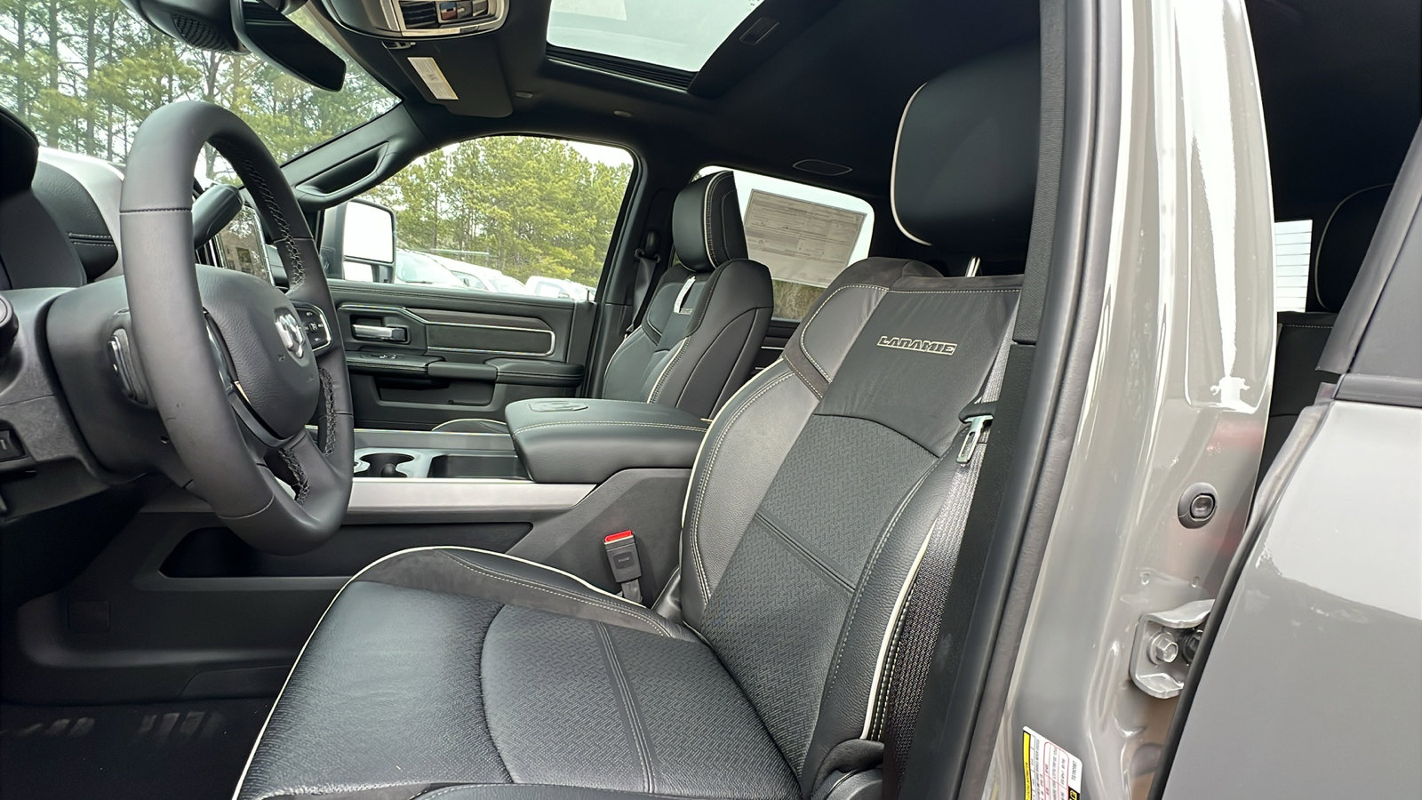 New 2026 RAM 2500 Laramie w/ Night Edition image 17