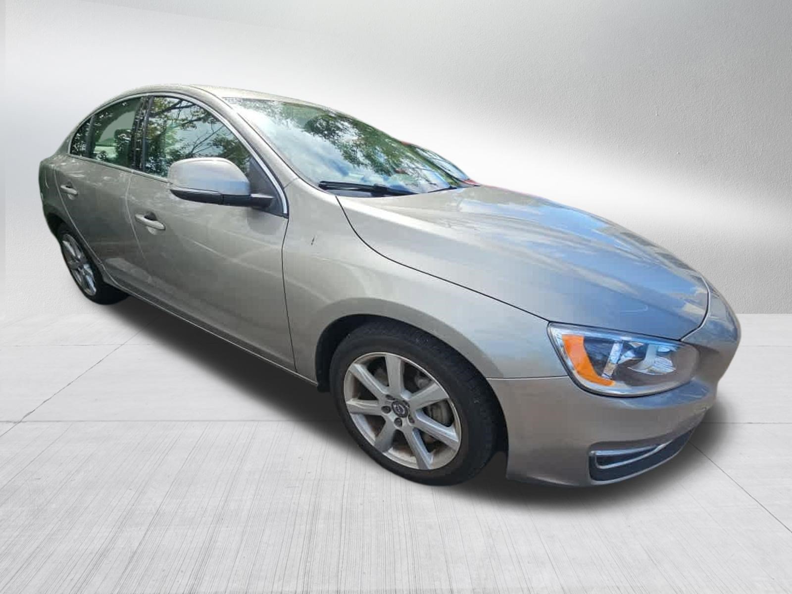 Used 2016 Volvo S60 T5 Premier AWD/4WD image 3