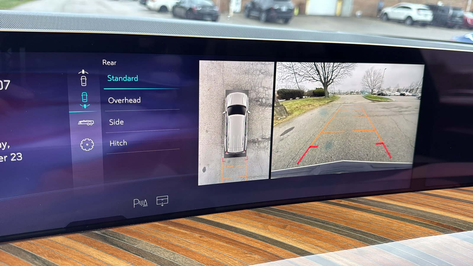 Used 2025 Cadillac Escalade Premium Luxury Platinum image 22