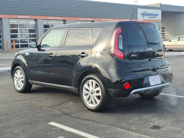 Used 2017 Kia Soul + image 4