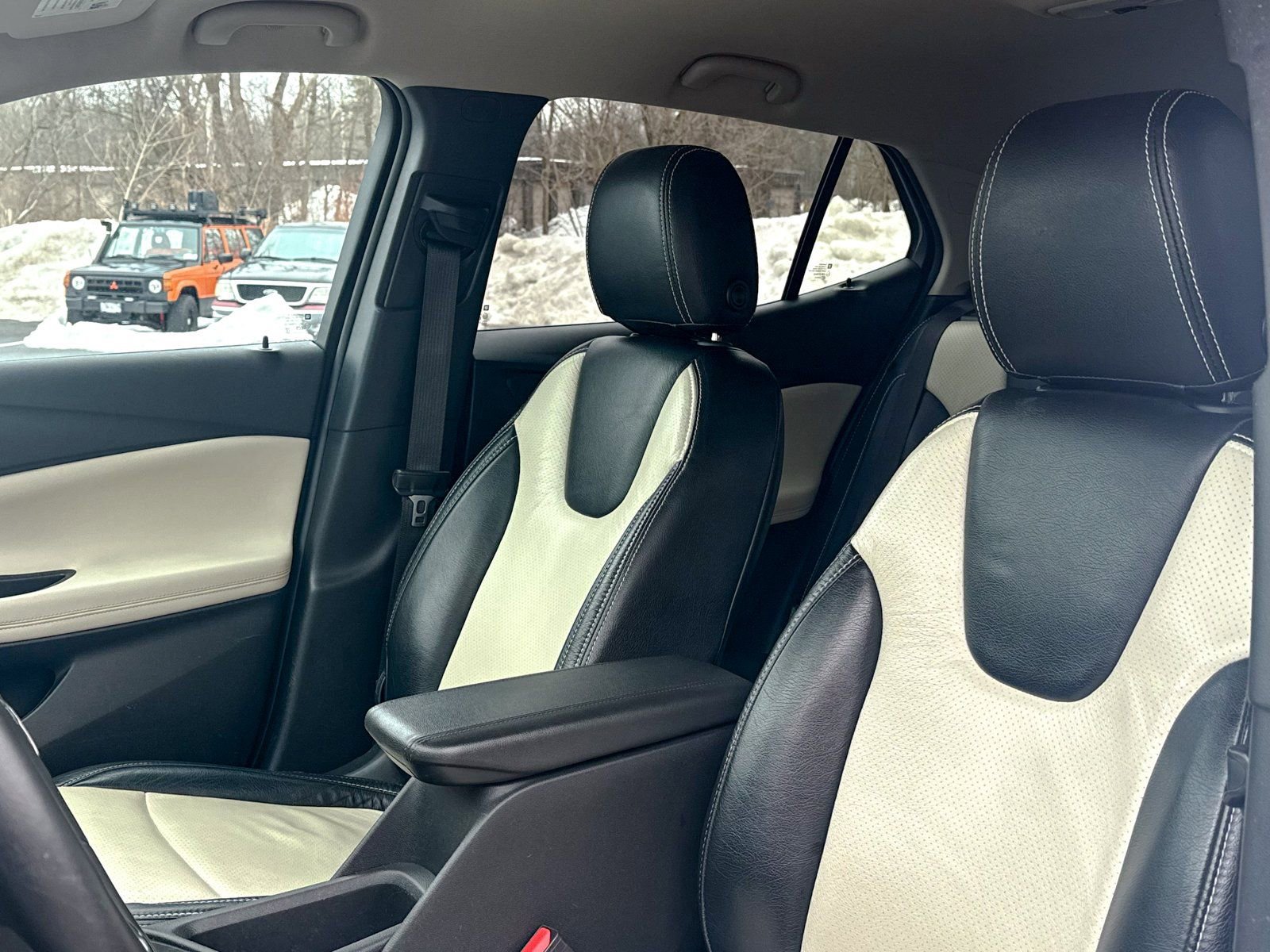 Used 2023 Buick Encore GX Preferred w/ Cold Weather Comfort Package image 19