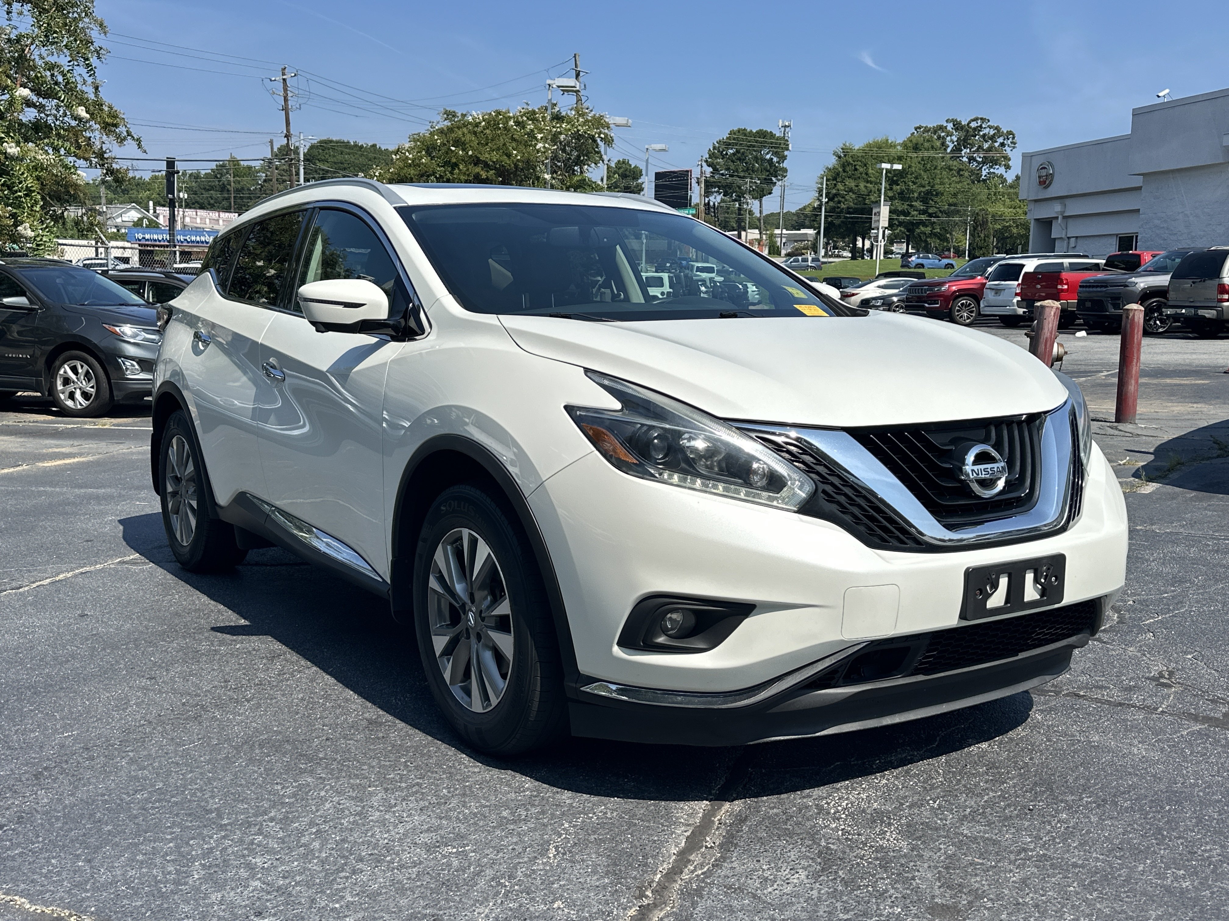 Used 2018 Nissan Murano SL w/ Moonroof Package AWD/4WD image 2