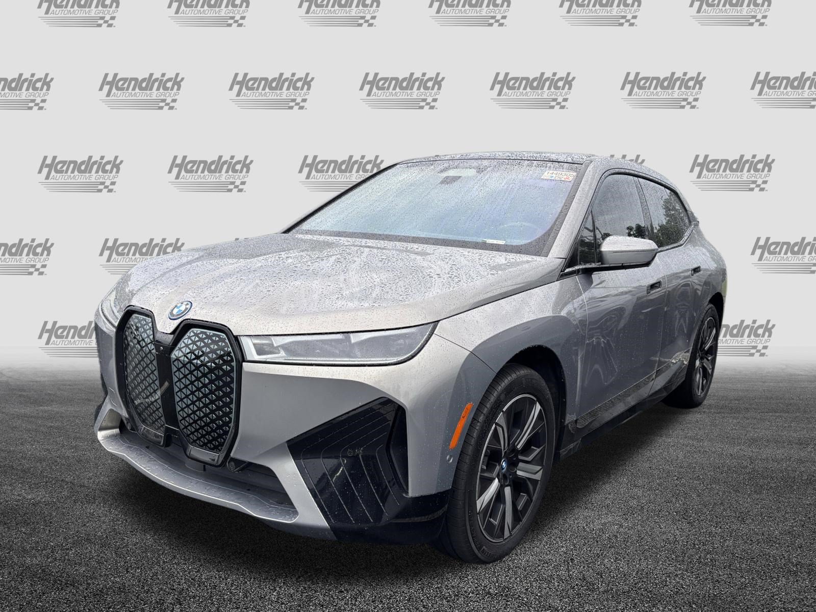 Certified 2024 BMW iX xDrive50 w/ Premium Package AWD/4WD image 9