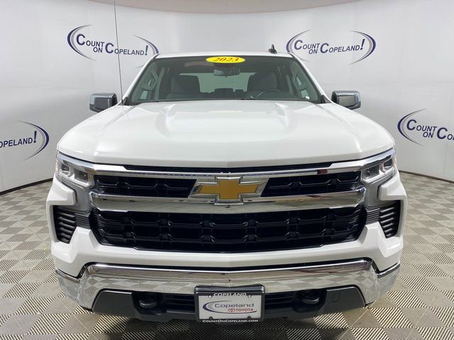 Used 2023 Chevrolet Silverado 1500 LT image 2