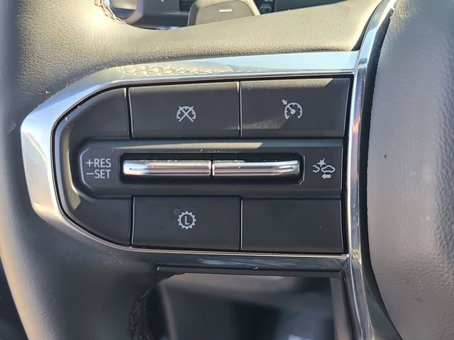 Used 2025 GMC Yukon XL Denali AWD/4WD image 25