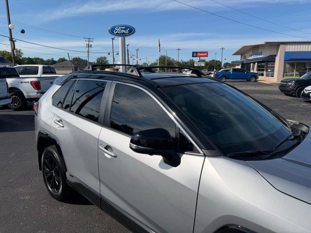 Used 2023 Toyota RAV4 XSE AWD/4WD image 5