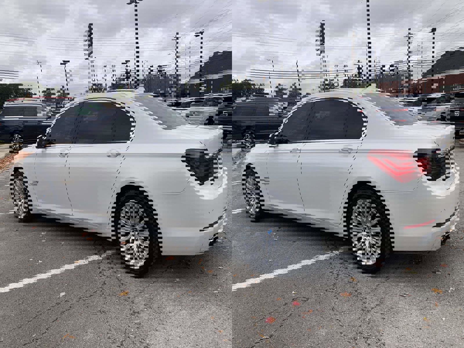 Used 2013 BMW 750Li image 8