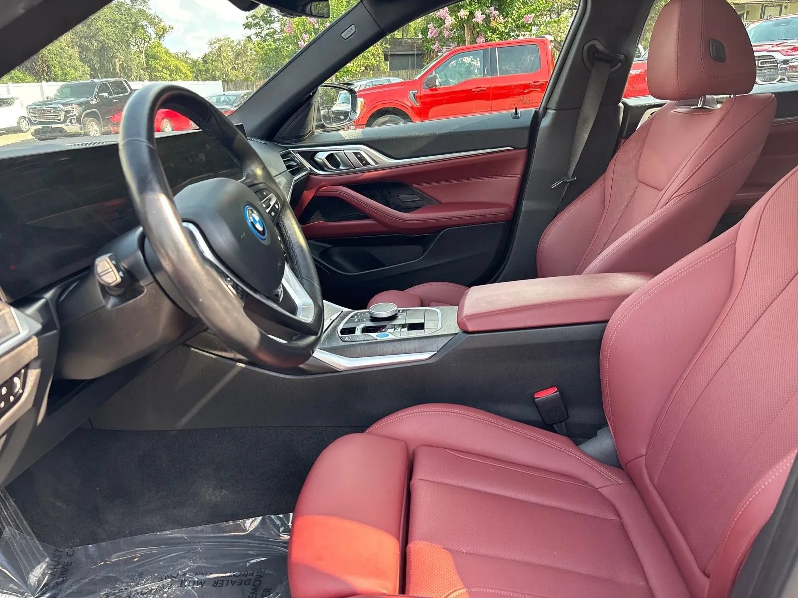 Used 2023 BMW i4 eDrive35 w/ Premium Package RWD image 11