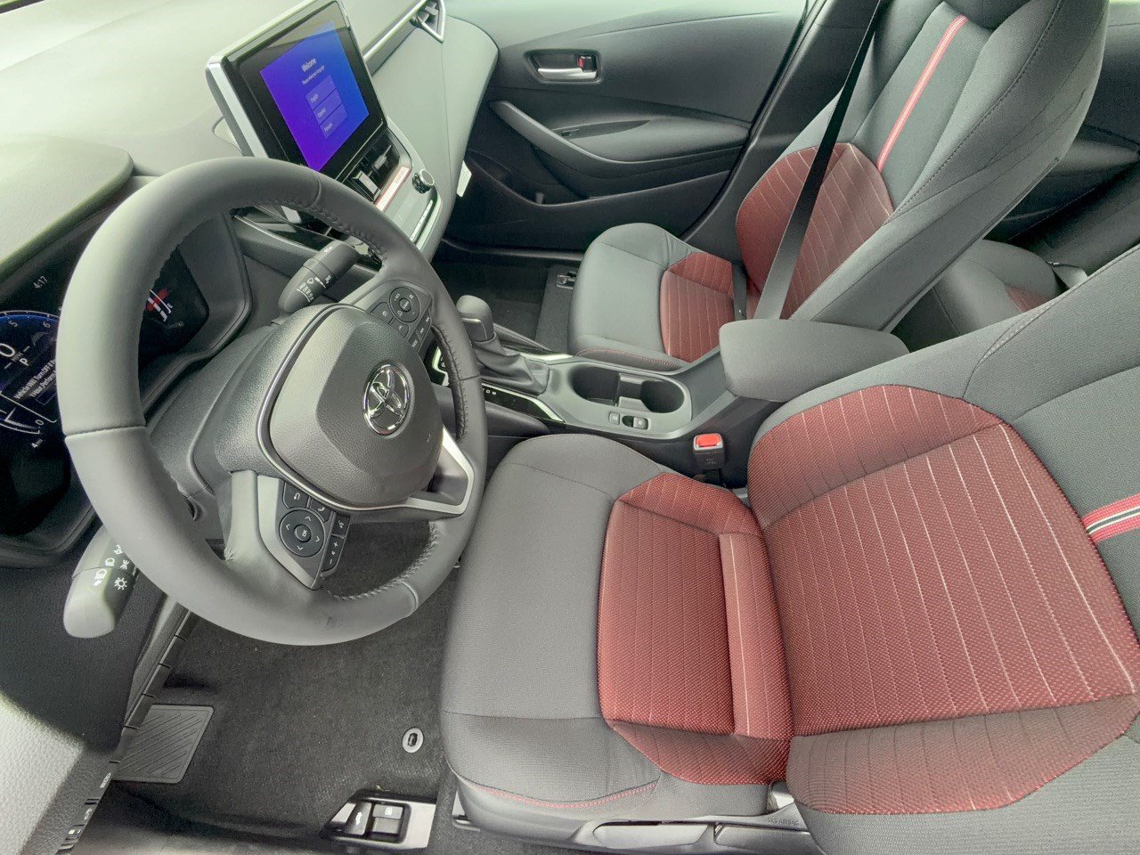 New 2027 Toyota Corolla SE FWD image 6