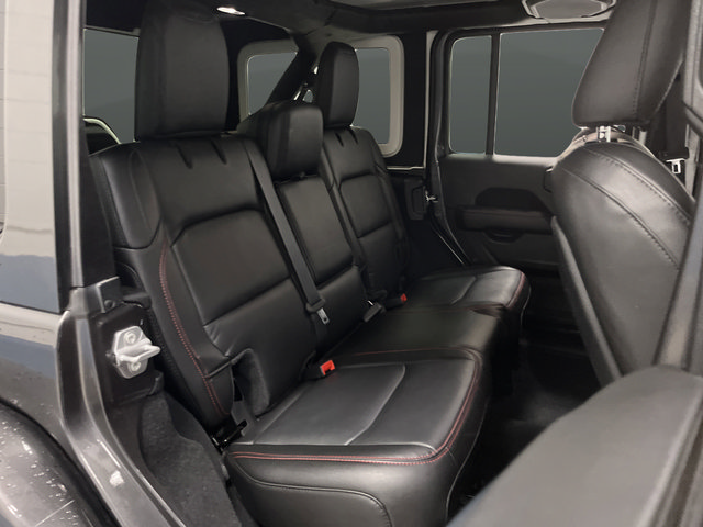 Used 2021 Jeep Wrangler Unlimited Rubicon AWD/4WD image 31