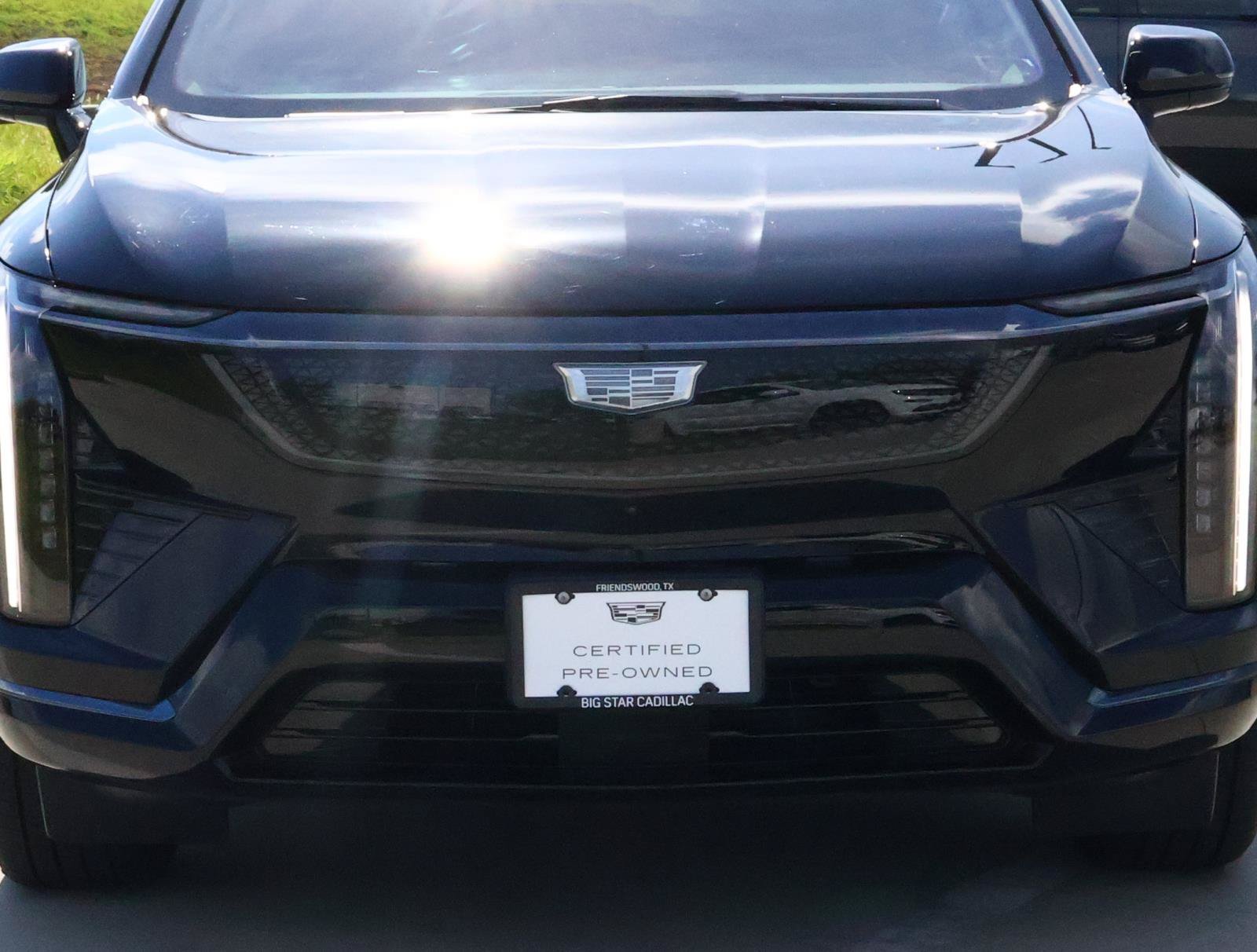 Certified 2025 Cadillac Optiq Sport 1 AWD/4WD image 8