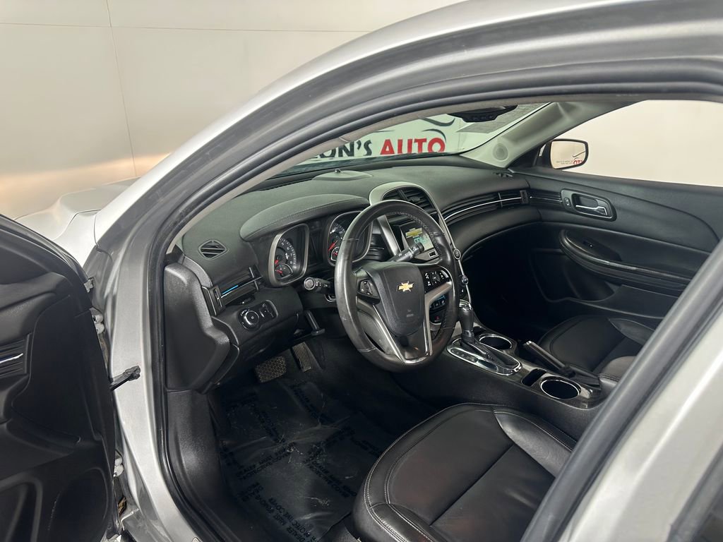 Used 2016 Chevrolet Malibu LTZ FWD image 15