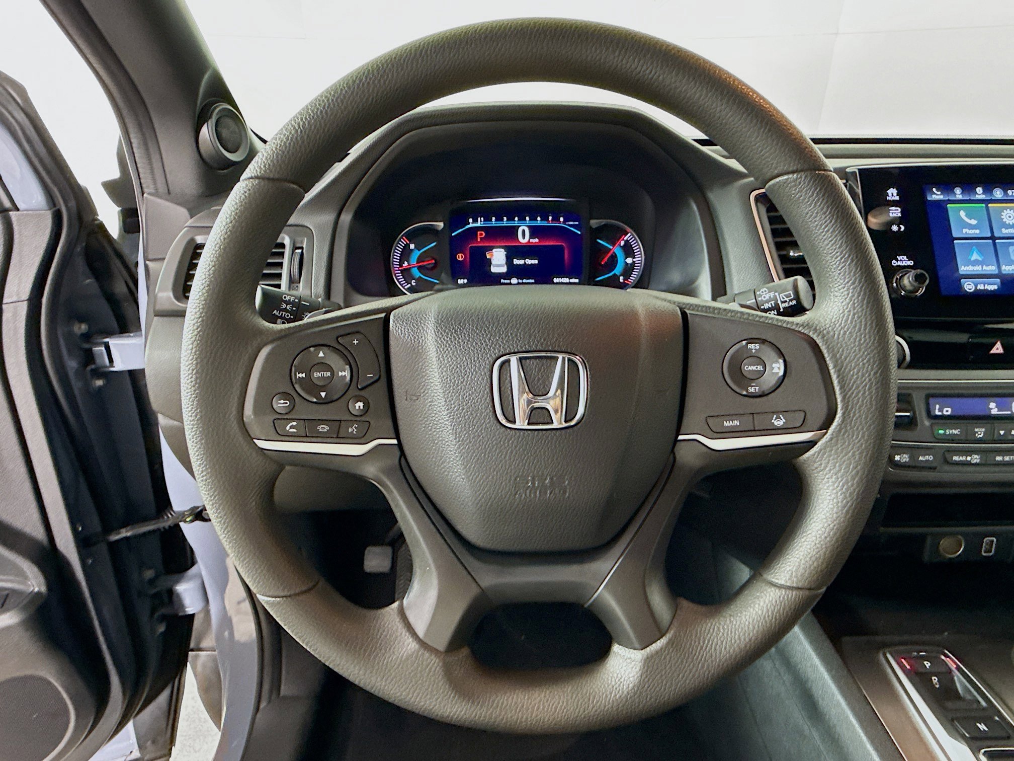 Used 2022 Honda Pilot Sport image 11