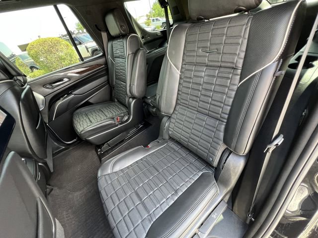 Used 2023 Cadillac Escalade Sport Platinum w/ LPO, ONYX Package AWD/4WD image 13