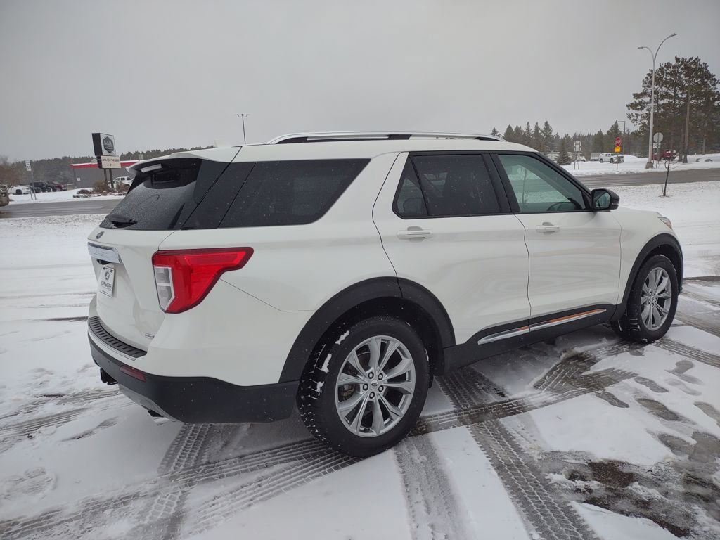 Used 2020 Ford Explorer Limited w/ Class III Trailer Tow Package image 8