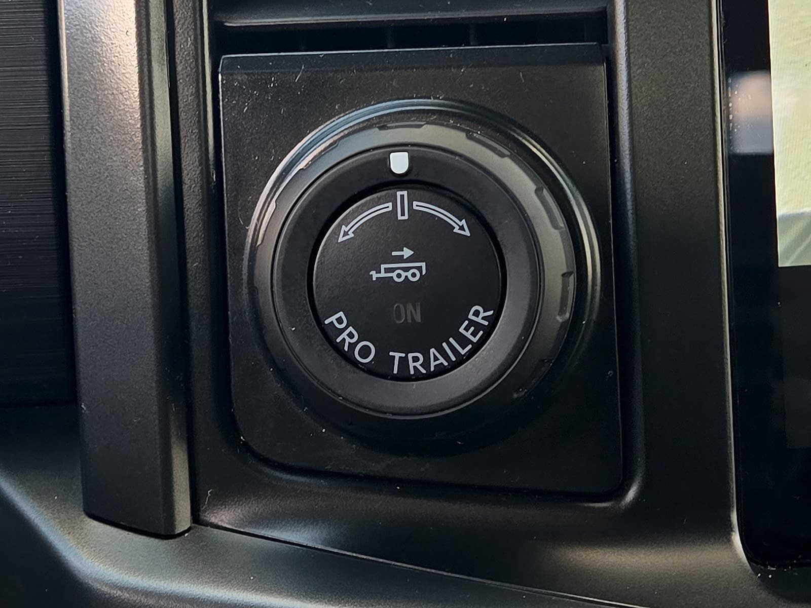Used 2024 Ford F150 XLT w/ Equipment Group 302A MID AWD/4WD image 16