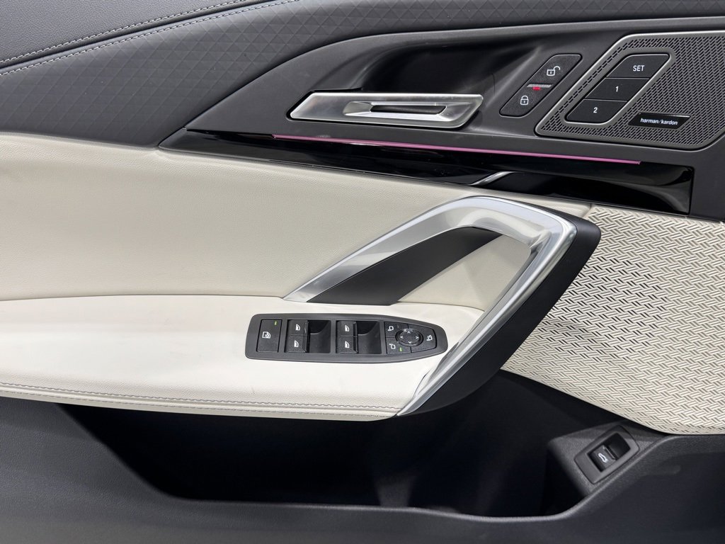 New 2026 BMW X2 xDrive28i w/ Technology Package image 16