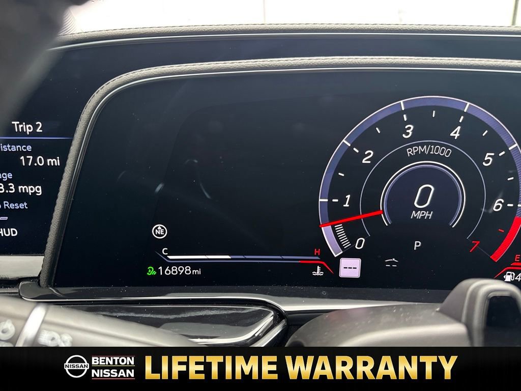 Used 2024 Cadillac Escalade V image 17